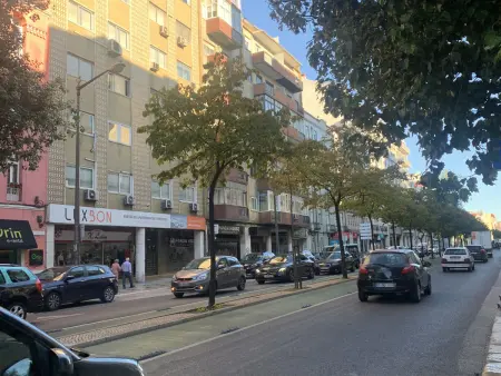 Appartement Moderne et Confortable au Cœur de Lisbonne - Photo 23