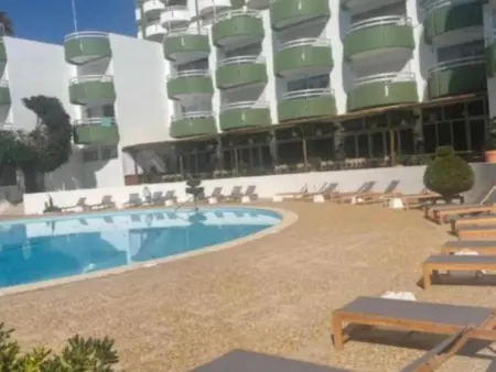 Appartement lumineux avec balcon et piscine commune à Praia da Rocha - Photo 28