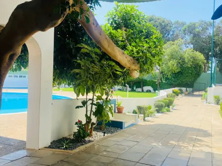 Appartement lumineux avec balcon et piscine commune à Praia da Rocha - Photo 31