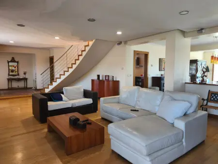 Villa élégante 3 chambres, proche plage Apúlia, avec Wi-Fi et parking - Photo 1