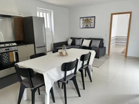 Studio moderne à Apúlia près de la plage avec jardin - Photo 4