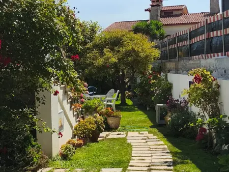 Studio moderne à Apúlia près de la plage avec jardin - Photo 14