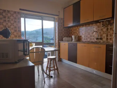 Appartement moderne à Seia, 3 chambres, parking, climatisation - Photo 1