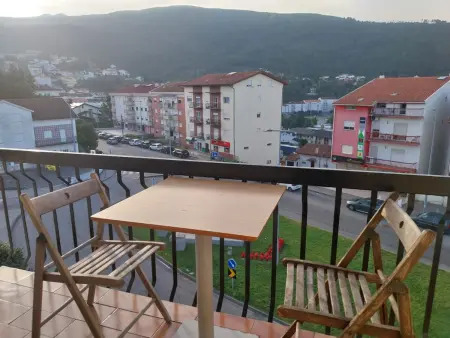 Appartement moderne à Seia, 3 chambres, parking, climatisation - Photo 9