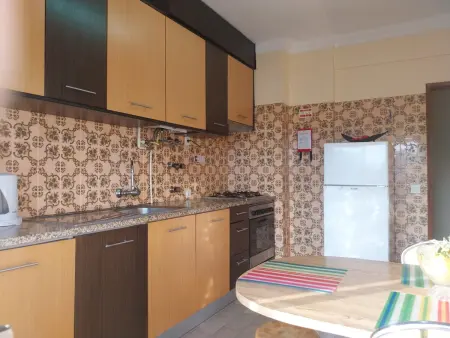 Appartement moderne à Seia, 3 chambres, parking, climatisation - Photo 13
