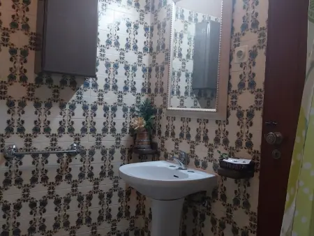 Appartement moderne à Seia, 3 chambres, parking, climatisation - Photo 15