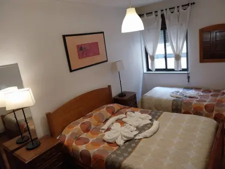 Appartement récent à Seia avec vue montagne et climatisation, 3 chambres, Wi-Fi, parking - Photo 1