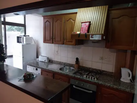 Appartement récent à Seia avec vue montagne et climatisation, 3 chambres, Wi-Fi, parking - Photo 8