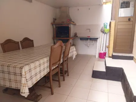 Appartement récent à Seia avec vue montagne et climatisation, 3 chambres, Wi-Fi, parking - Photo 11