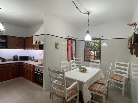 Villa d'été avec piscine chauffée privée à Faro, 5 chambres pour 12 personnes - Photo 28