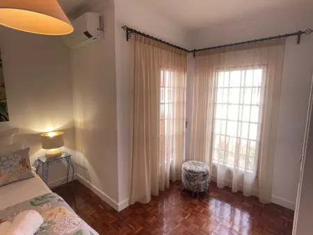 Villa d'été avec piscine chauffée privée à Faro, 5 chambres pour 12 personnes - Photo 34