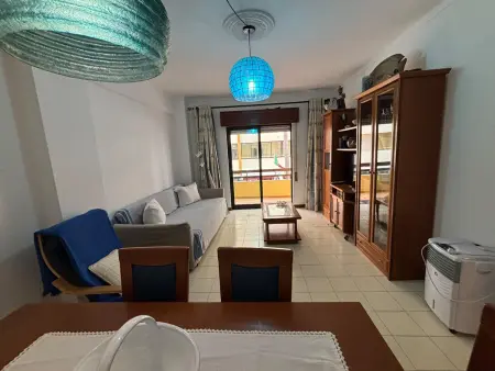 Appartement en bord de mer à Quarteira, 2 chambres, pour 4 personnes avec balcon - Photo 1