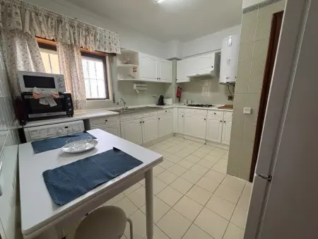 Appartement en bord de mer à Quarteira, 2 chambres, pour 4 personnes avec balcon - Photo 12