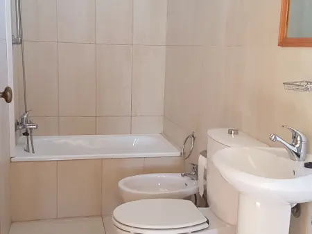 Villa moderne 4 chambres, piscine privée, proche mer - Photo 25