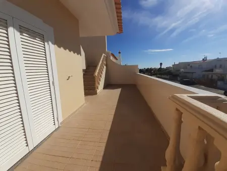 Villa moderne 4 chambres, piscine privée, proche mer - Photo 28