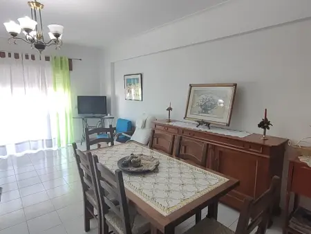 Appartement 3 chambres avec balcon à Lagos, proche plages et services - Photo 1