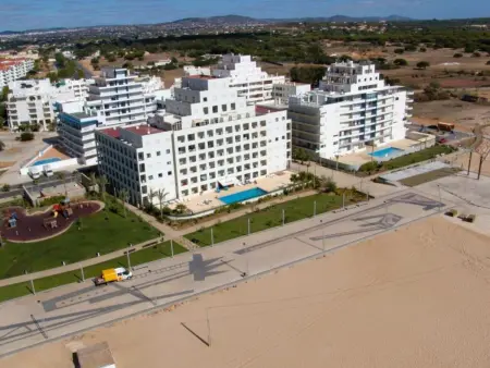 Appartement 2 chambres en bord de mer, Quarteira - Photo 4