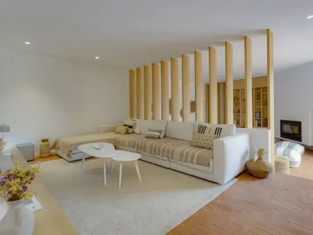 Villa de Luxe 4 Chambres avec Piscine Privée à Faro - Photo 1