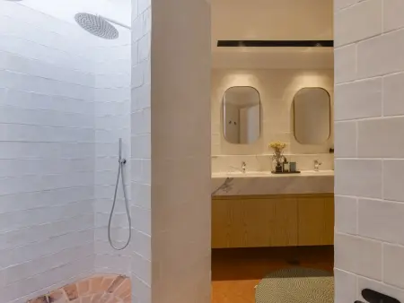 Villa de Luxe 4 Chambres avec Piscine Privée à Faro - Photo 9