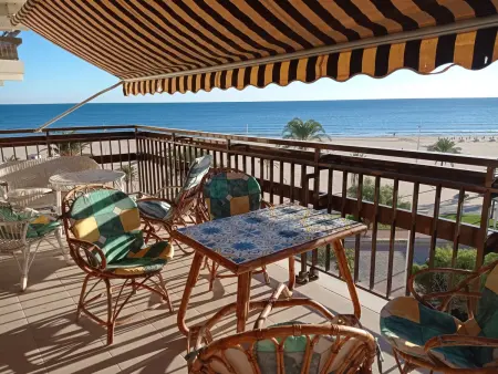 Appartement 4 chambres en bord de mer avec 2 piscines, courts de sport et parking à Gandia - Photo 6