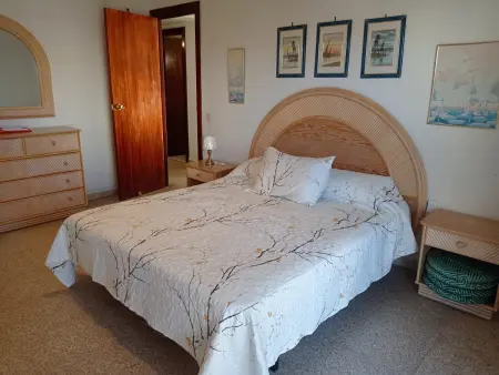 Appartement 4 chambres en bord de mer avec 2 piscines, courts de sport et parking à Gandia - Photo 20