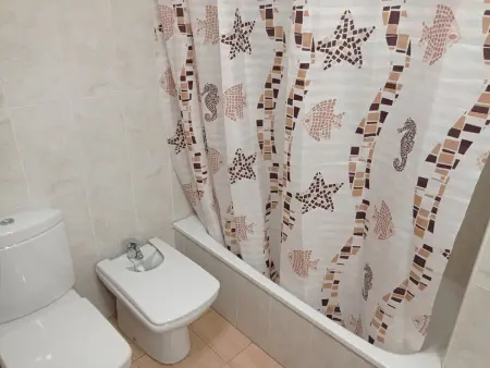 Appartement 4 chambres en bord de mer avec 2 piscines, courts de sport et parking à Gandia - Photo 33