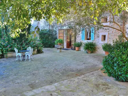 Finca Majorquine avec Piscine à Llubí, 4 Chambres, Capacité 8 - Photo 9