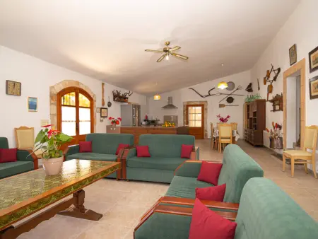 Finca spacieuse à Llubí avec piscine privée et court de tennis - Photo 13