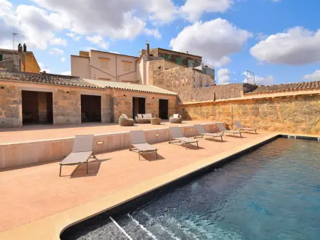 Maison spacieuse au cœur de Llubí avec piscine privée - Photo 4
