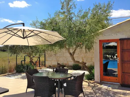 Charmante Villa Majorquine avec Piscine Privée et Jardin à Muro - Photo 15