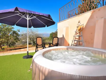 Jolie Finca à Muro avec Terrasse et Jacuzzi, Gite 3 personnes à Can Picafort - Photo 3