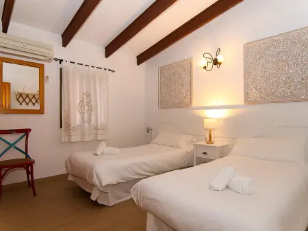 Villa familiale à Inca avec piscine privée, Gite 6 personnes à Inca - Photo 9