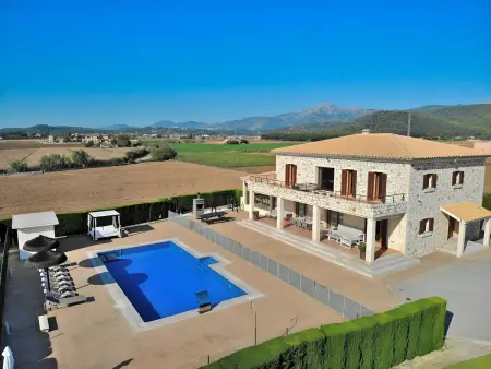 Villa Moderne avec Vues et Piscine Privée à Sa Pobla - Photo 1