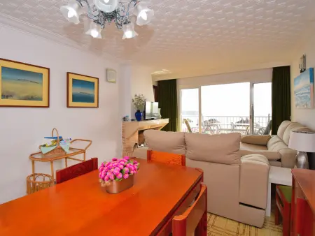 Appartement classique 1er étage, vue plage Alcúdia, 3 ch, 2 sdb, pour 6 pers. - Photo 8