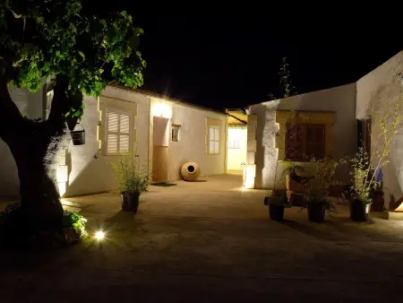 Finca luxueuse à Muro avec piscine privée et jacuzzi - Photo 21