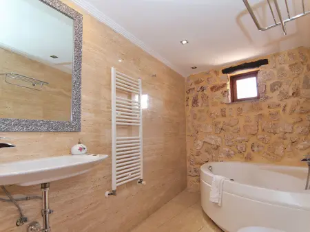 Maison majorquine 4 ch. avec piscine privée et jardin à Muro - Photo 14