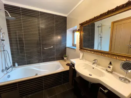 Refuge Rurale au Cœur du Douro: 9 Pers, Piscine Privée - Photo 8