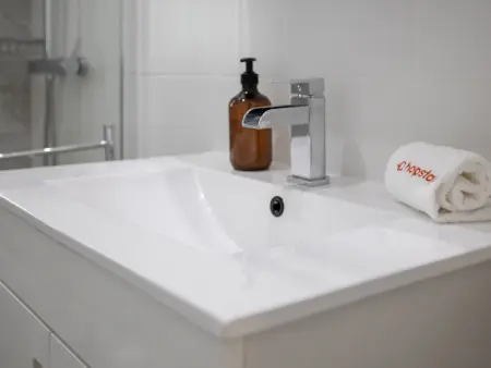 Appartement Douillet Près de la Plage avec Clim - Photo 9