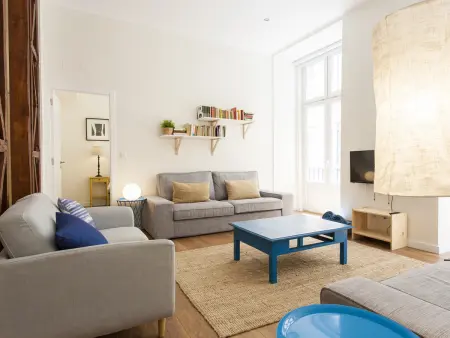 Grand appartement central à Lisbonne, 5 chambres, jusqu'à 17 personnes - Photo 2