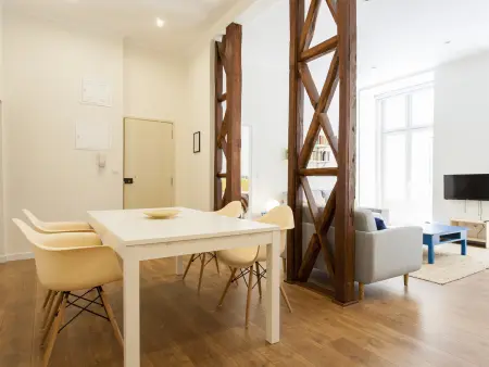 Grand appartement central à Lisbonne, 5 chambres, jusqu'à 17 personnes - Photo 5