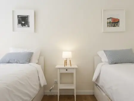 Grand appartement central à Lisbonne, 5 chambres, jusqu'à 17 personnes - Photo 16