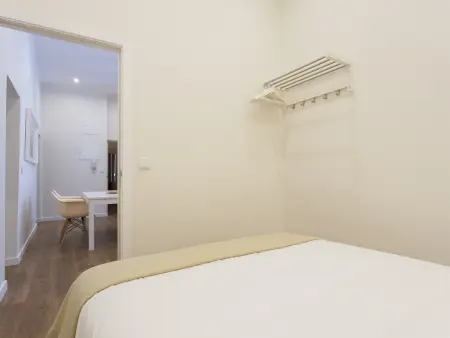 Grand appartement central à Lisbonne, 5 chambres, jusqu'à 17 personnes - Photo 20