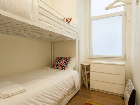 Grand appartement central à Lisbonne, 5 chambres, jusqu'à 17 personnes - Photo 24