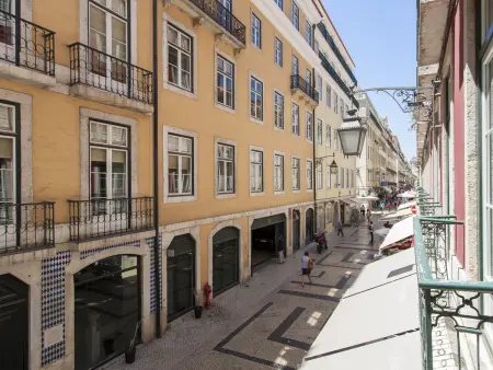 Grand appartement central à Lisbonne, 5 chambres, jusqu'à 17 personnes - Photo 29
