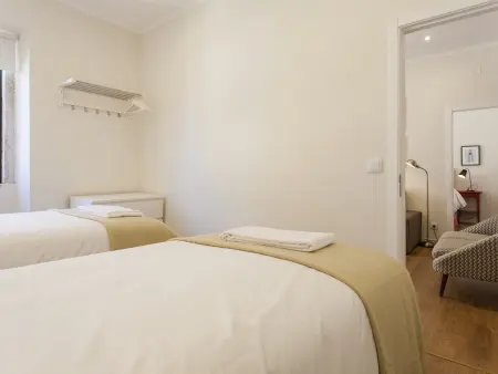 Grand appartement de 4 chambres au cœur de Lisbonne - Photo 16