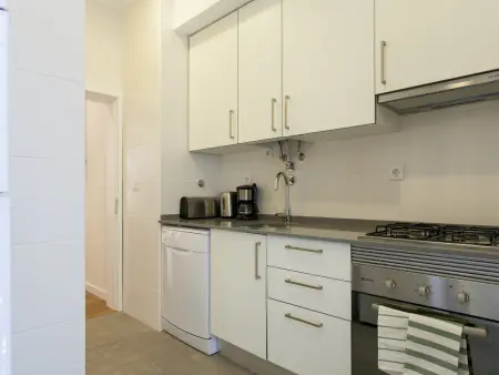 Grand appartement de 4 chambres au cœur de Lisbonne - Photo 25