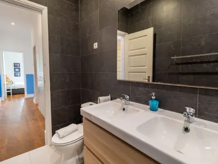 Appartement 5 chambres spacieux Chiado, parfait pour les groupes - Photo 32