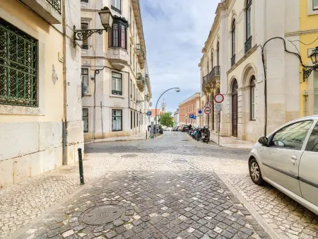 Grand appartement lumineux au cœur de Lisbonne, idéal pour groupes - Photo 32