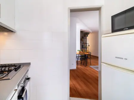 Duplex central à Lisbonne, 3 chambres, 12 pers., vue château - Photo 25