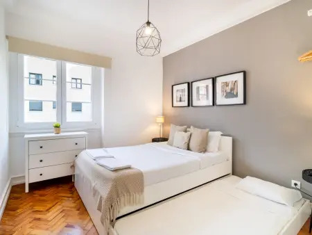 Appartement spacieux 3 chambres au cœur de Lisbonne - Jusqu'à 13 pers. - Photo 8